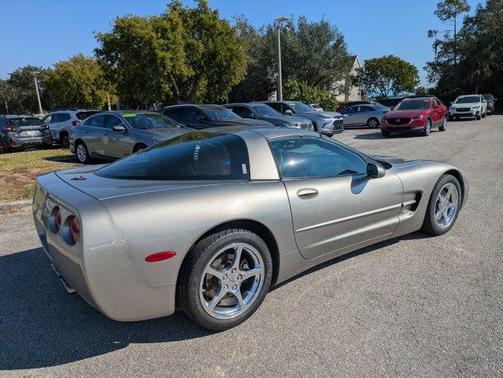 2000 Chevrolet Corvette Base