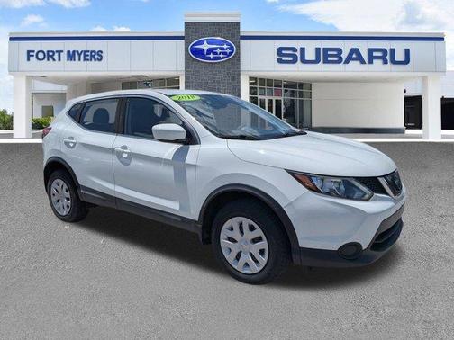 Glacier White 2018 Nissan Rogue Sport S
