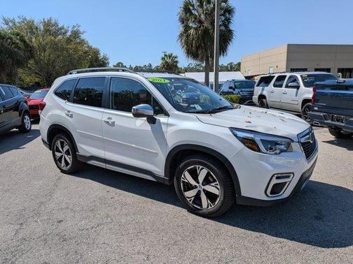 Crystal White Pearl 2021 Subaru Forester Touring