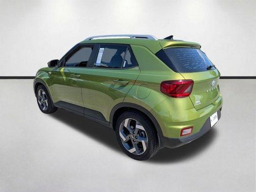 Apple Green 2021 Hyundai VENUE SEL
