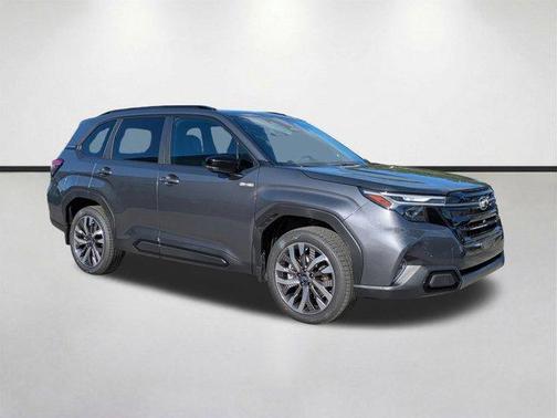 Magnetite Gray Metallic 2026 Subaru Forester Touring