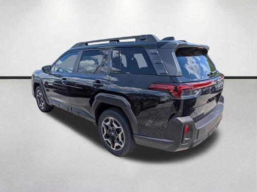 Crystal Black Silica 2026 Subaru Outback Touring