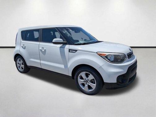 Clear White 2019 Kia Soul Base