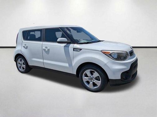 Clear White 2019 Kia Soul Base