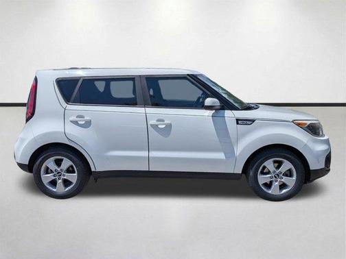 Clear White 2019 Kia Soul Base