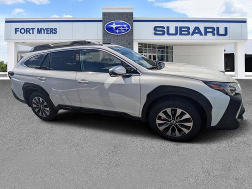 2025 Subaru Outback Touring