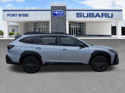 Ice Silver Metallic 2025 Subaru Outback Onyx Edition XT