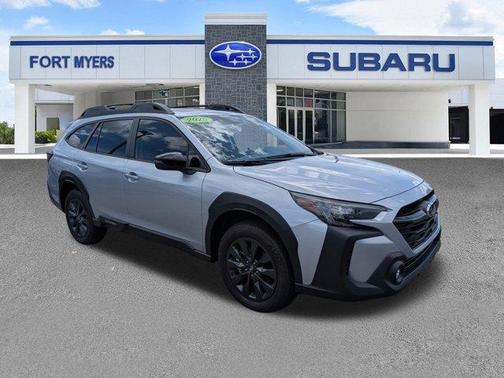 Ice Silver Metallic 2025 Subaru Outback Onyx Edition XT