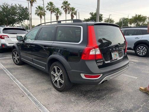 2012 Volvo XC70 T6 Platinum