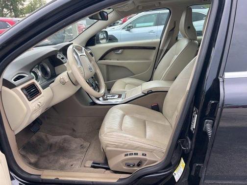 2012 Volvo XC70 T6 Platinum