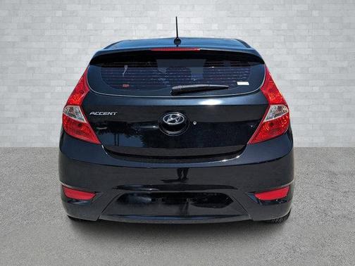 2012 Hyundai Accent SE