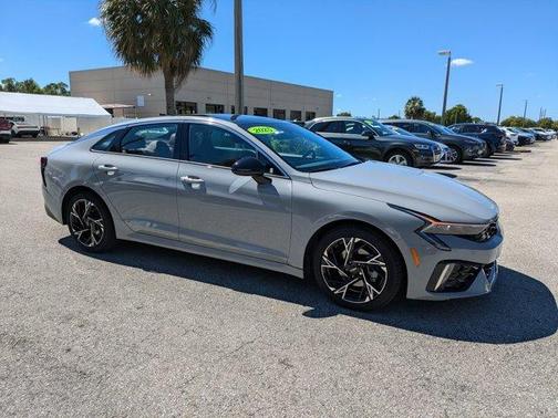 2025 Kia K5 GT-Line