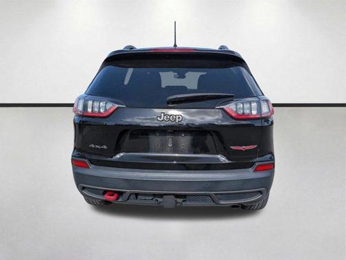Diamond Black 2020 Jeep Cherokee Trailhawk