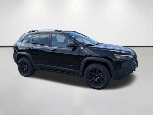 Diamond Black 2020 Jeep Cherokee Trailhawk