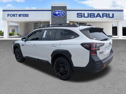 Crystal White Pearl 2025 Subaru Outback Wilderness