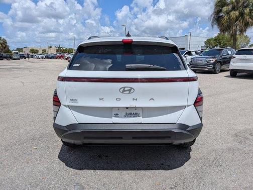 Atlas 2024 Hyundai KONA SEL