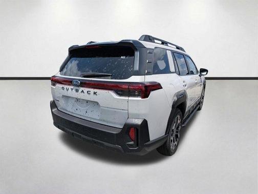 Crystal White Pearl 2026 Subaru Outback Touring XT