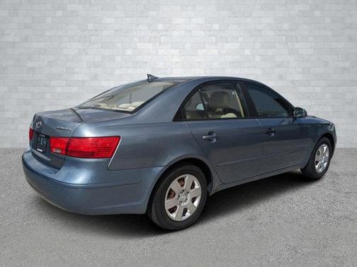 2010 Hyundai SONATA GLS