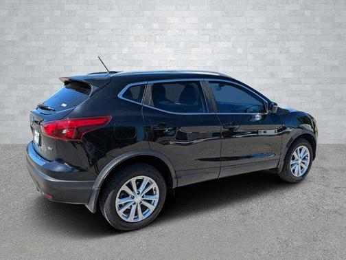2017 Nissan Rogue Sport SV