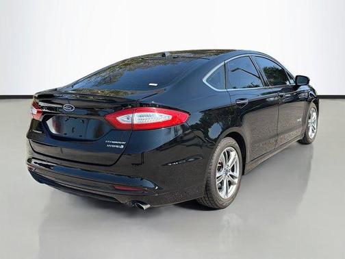 2016 Ford Fusion Hybrid Titanium