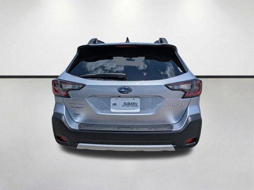 Ice Silver Metallic 2025 Subaru Outback Limited