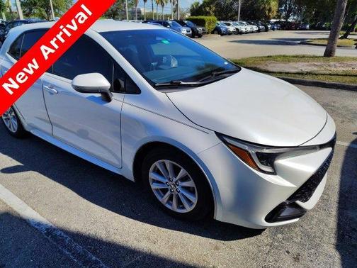 2023 Toyota Corolla Hatchback SE