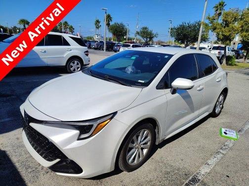 2023 Toyota Corolla Hatchback SE