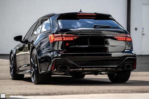 2023 Audi RS 6 Avant 4.0T quattro