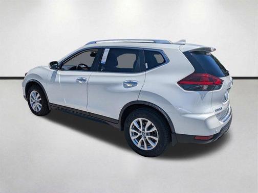 White 2020 Nissan Rogue SV