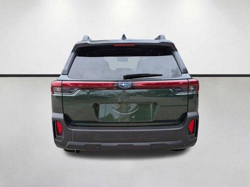 Deep Emerald Green 2026 Subaru Outback Limited
