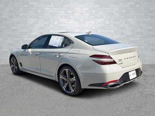 2024 Genesis G70 2.5T