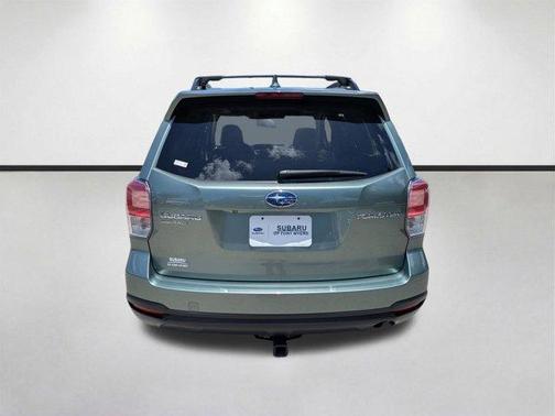 Jasmine Green Metallic 2018 Subaru Forester 2.5i Premium