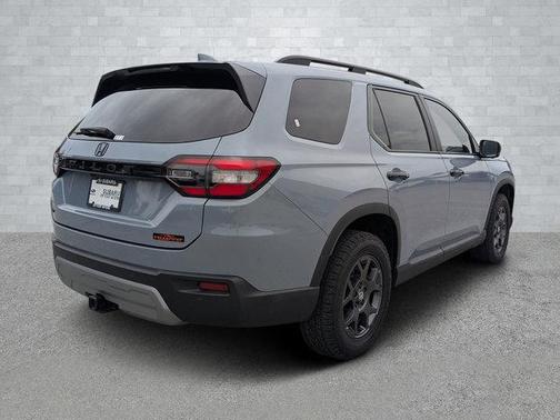 2023 Honda Pilot TrailSport