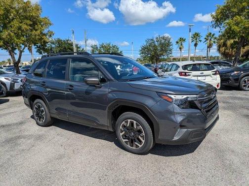 2025 Subaru Forester Premium