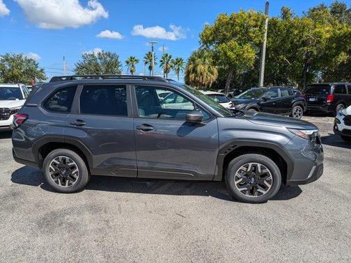 2025 Subaru Forester Premium