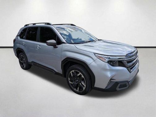 Ice Silver Metallic 2025 Subaru Forester Limited