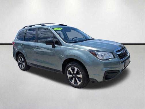 Jasmine Green Metallic 2018 Subaru Forester 2.5i