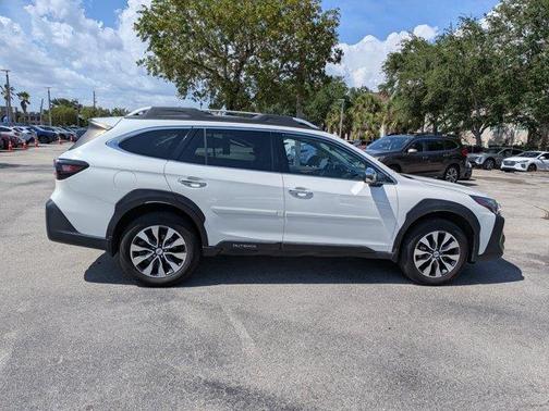 Crystal White Pearl 2023 Subaru Outback Touring XT
