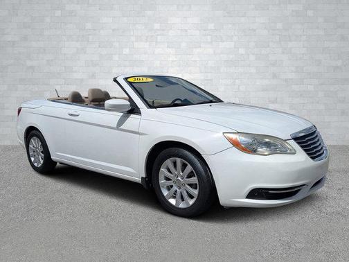 2012 Chrysler 200 Touring