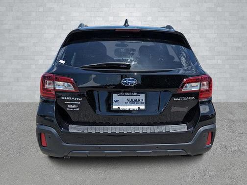 2018 Subaru Outback 2.5i Touring