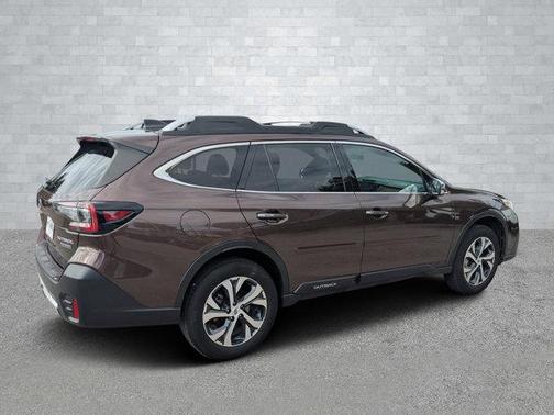 2022 Subaru Outback Touring