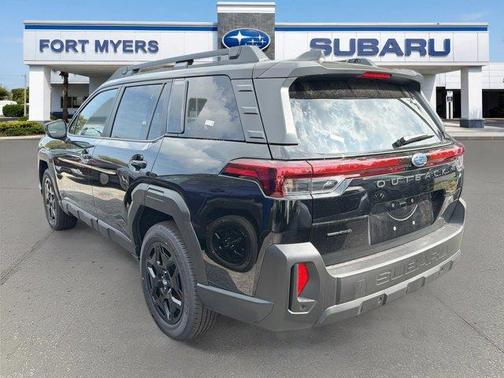 Crystal Black Silica 2026 Subaru Outback Limited