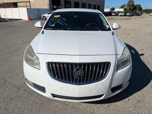 2013 Buick Regal Premium 1