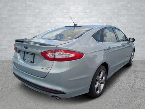 2014 Ford Fusion Hybrid SE