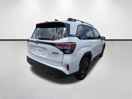 Crystal White Pearl 2026 Subaru Forester Premium