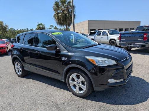 Tuxedo Black 2015 Ford Escape SE