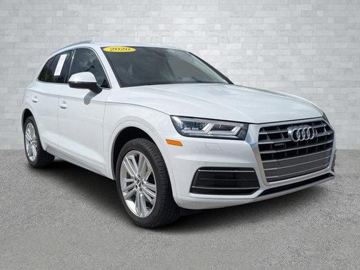 2020 Audi Q5 40 Premium Plus