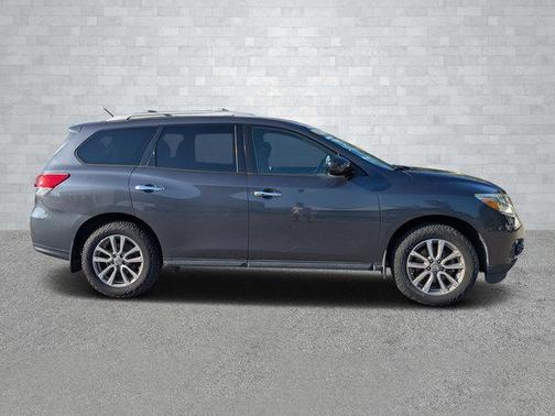 2014 Nissan Pathfinder SV