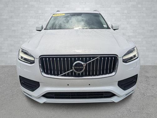 2020 Volvo XC90 T5 Momentum 7 Passenger