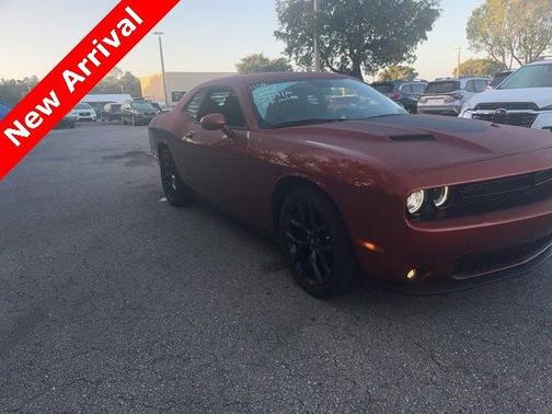 2021 Dodge Challenger SXT